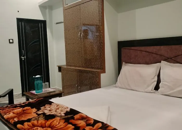 Nidhivan P. Guest House